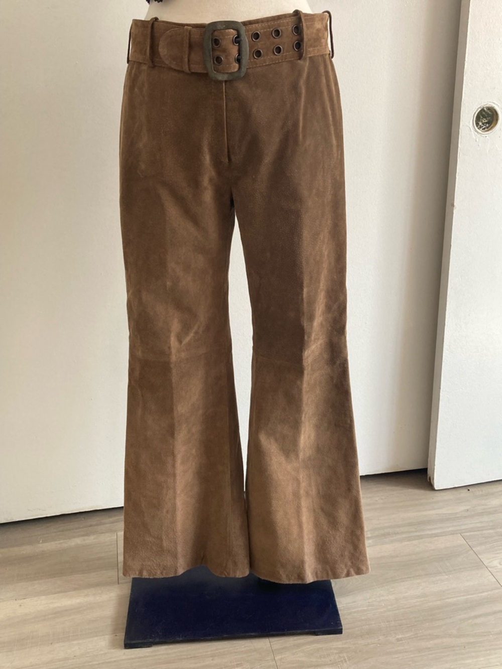 Brown Suede Two-Piece Jacket & Flared Pants Set Sz 7 - Picture 11 of 14